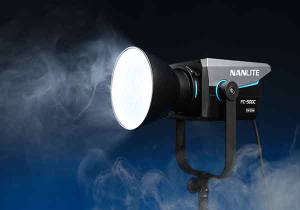 Стилът среща цвета - Представяме ви невероятния Nanlite FC-500C