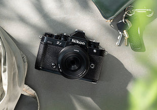 Сливане на минало и настояще: NIKON пуска емблематичния Z f