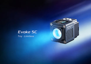 NANLUX Evoke 5C: Малкият професионален прожектор