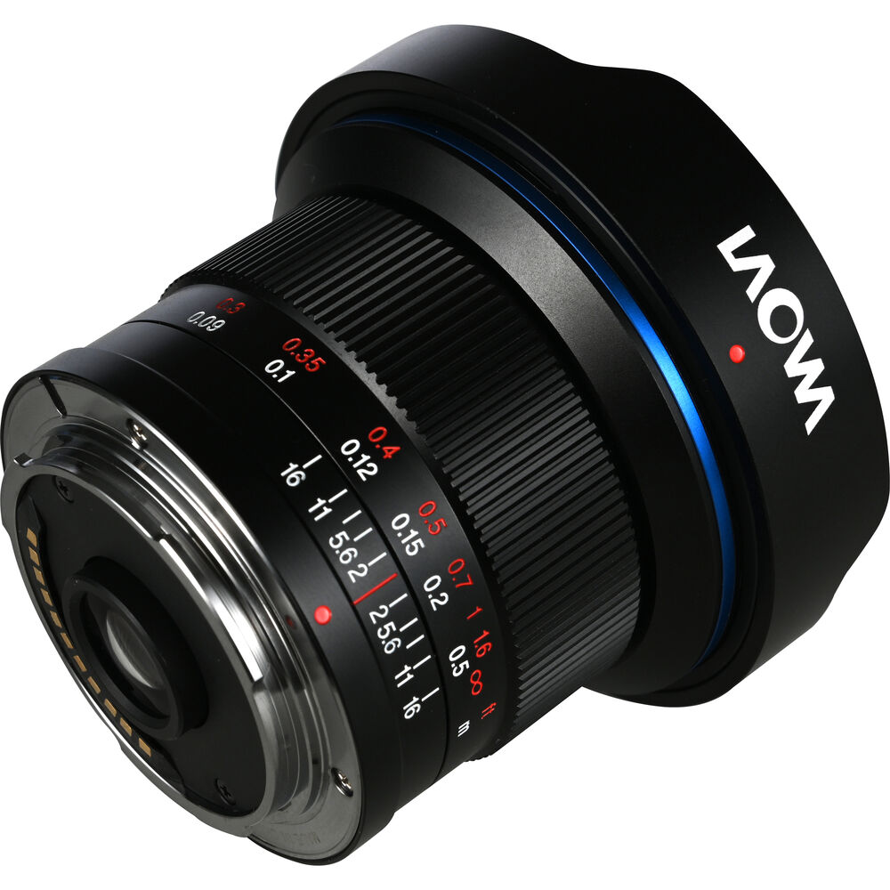 Обектив Laowa 6mm f2 Zero-D MFT