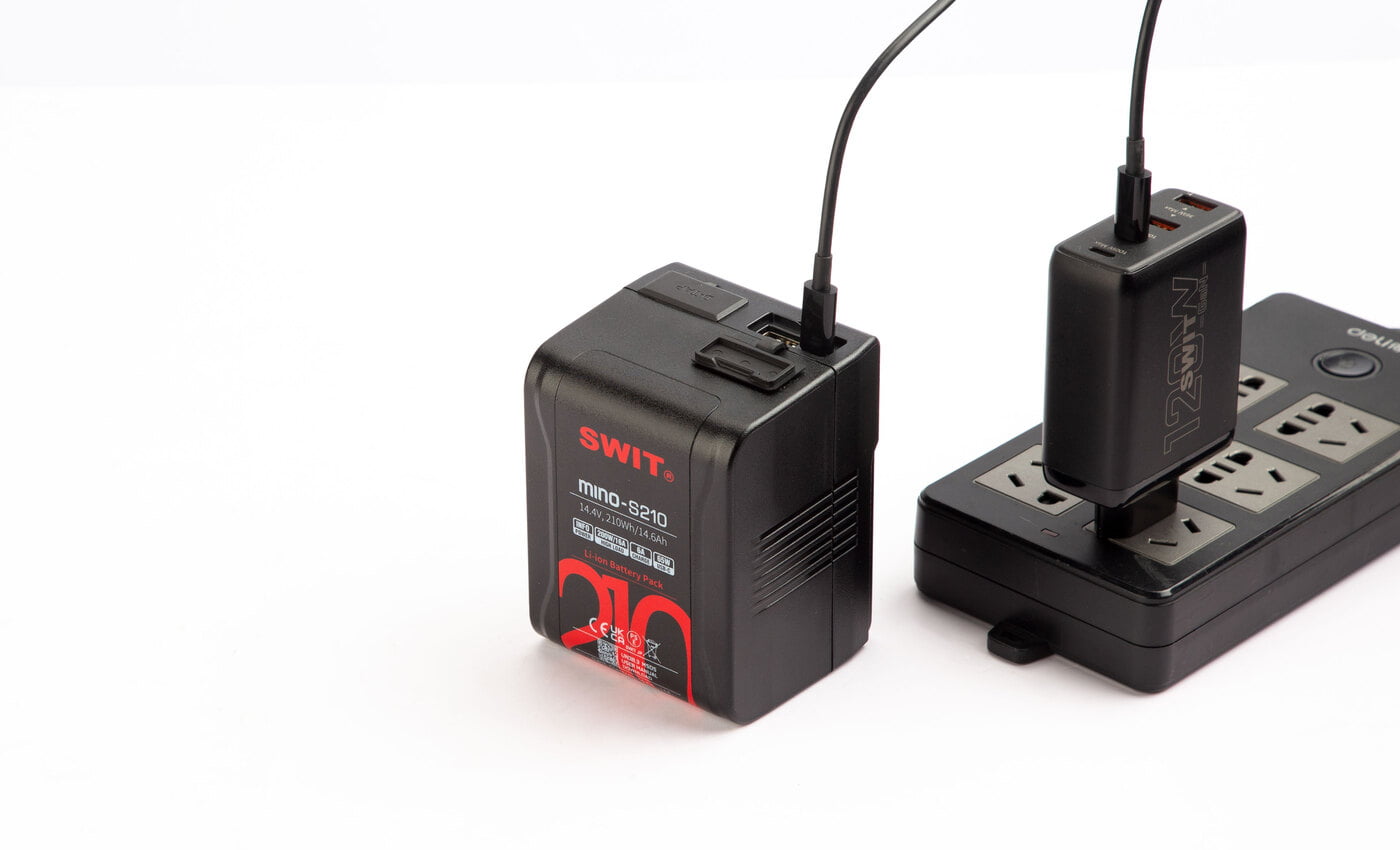 Мини V-Lock Батерия Swit Mino-S210 210Wh - USB-C, USB-A, D-tap - за камери като RED V-Raptor