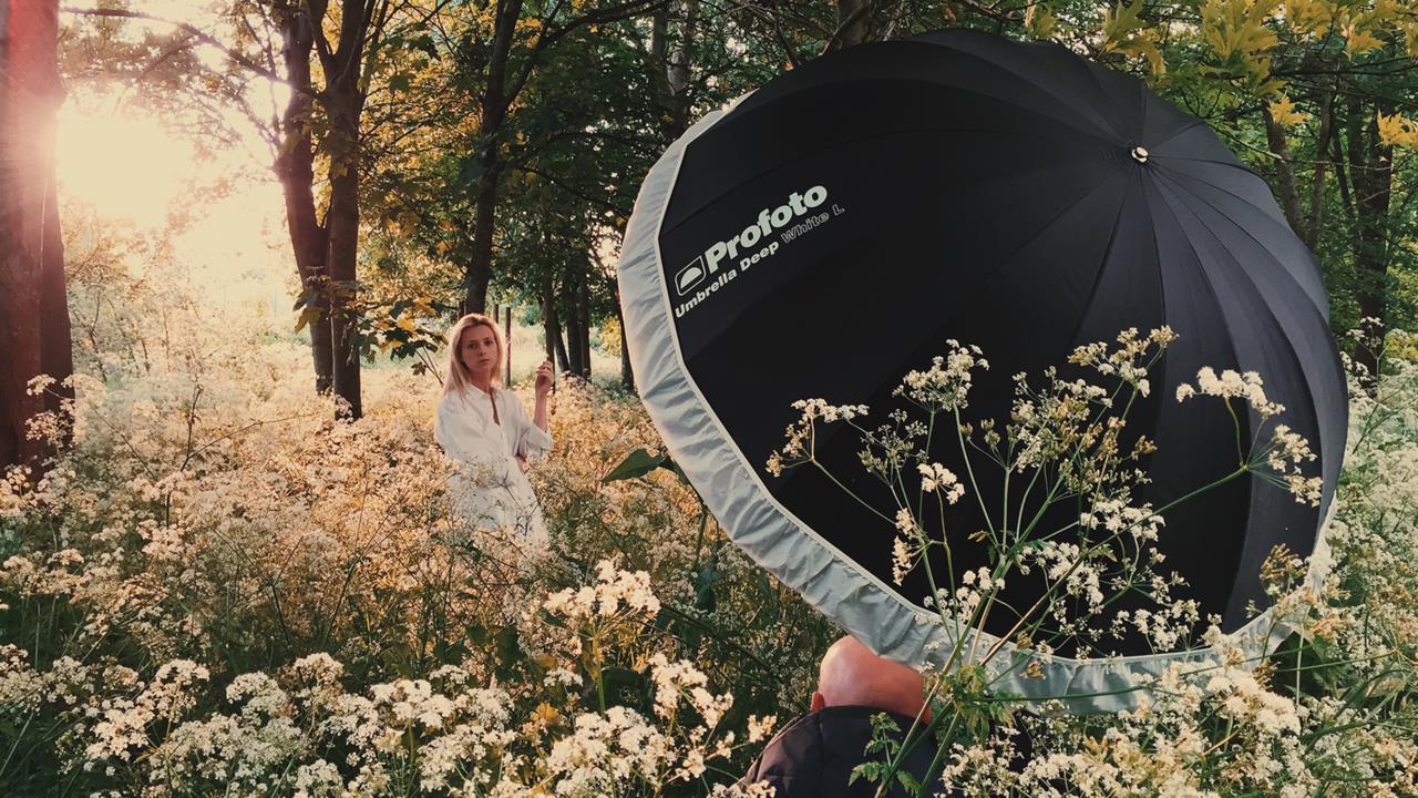 Profoto Umbrella Deep Silver XL 165cm