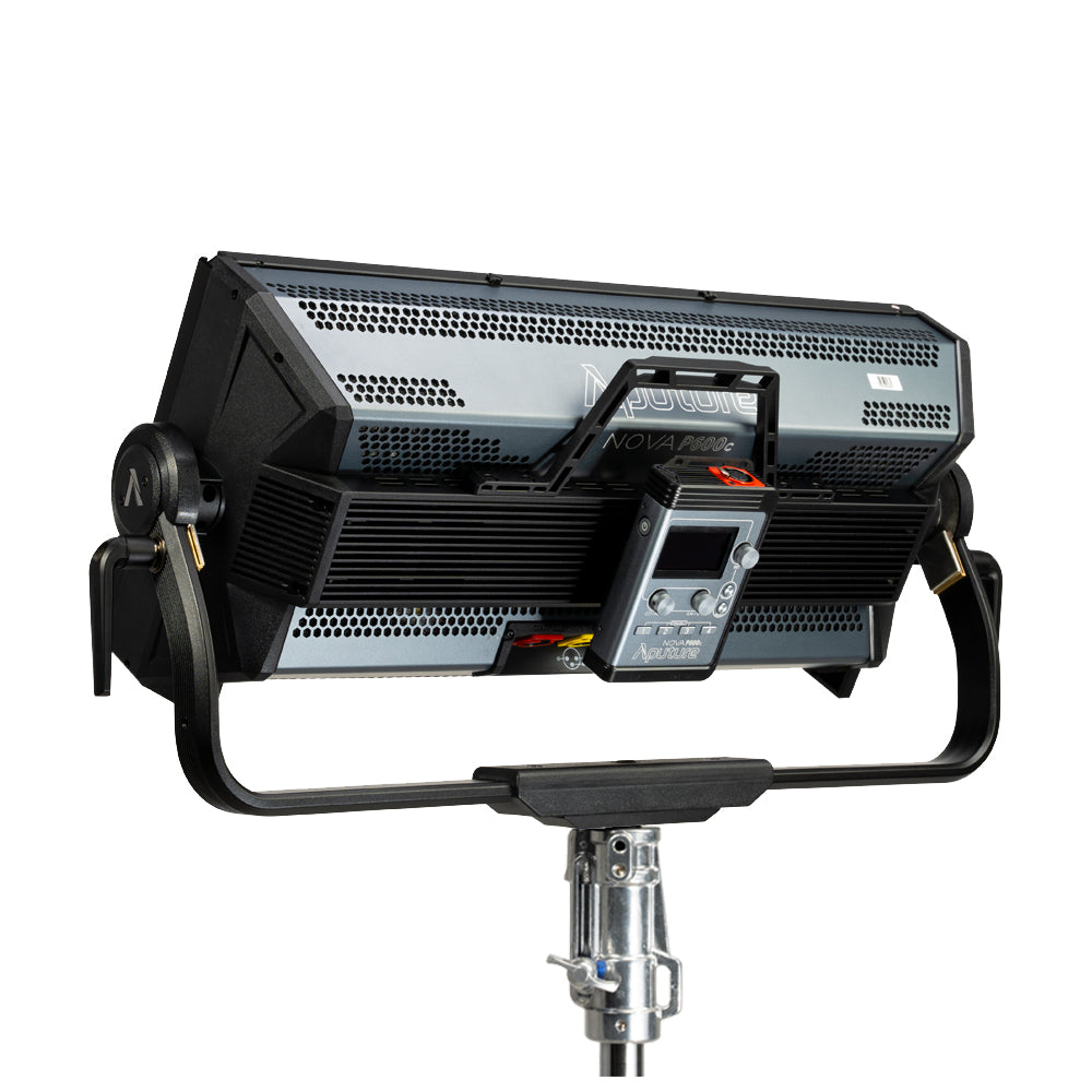 Диоден панел Aputure Nova P600c 2x1 RGBWW kit