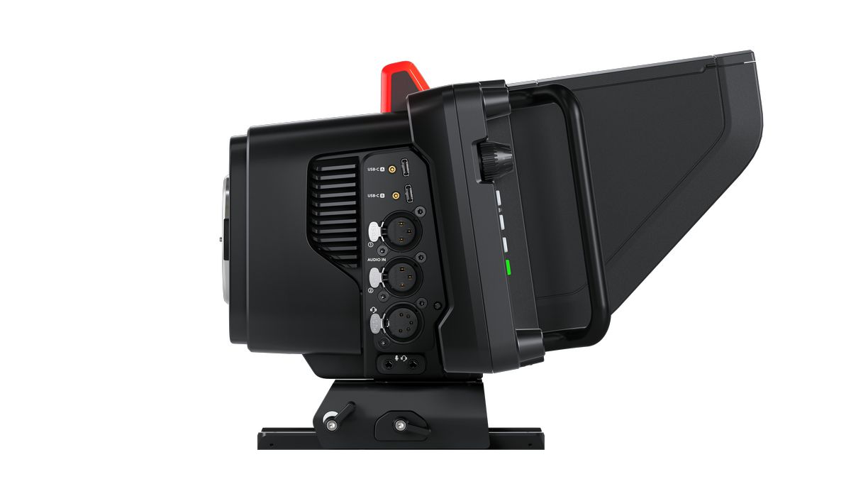 Blackmagic Studio Camera 6K Pro - професионална студийна камера