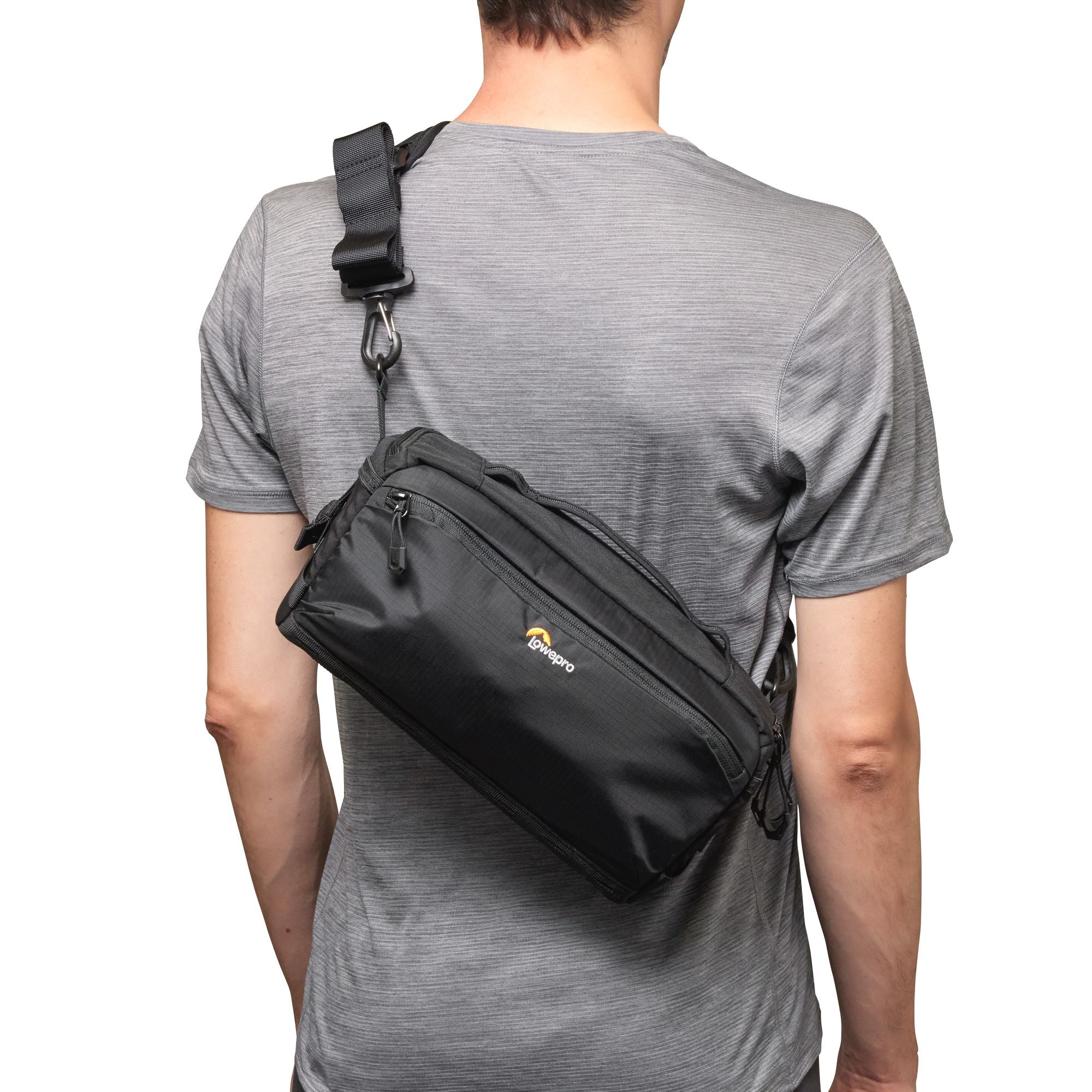 Чанта слинг Lowepro ProTactic Lite SLX 120 AW III