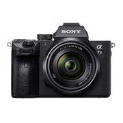 Фотоапарат Sony A7 III + Обектив Sony FE 28-70mm f3.5-5.6 OSS