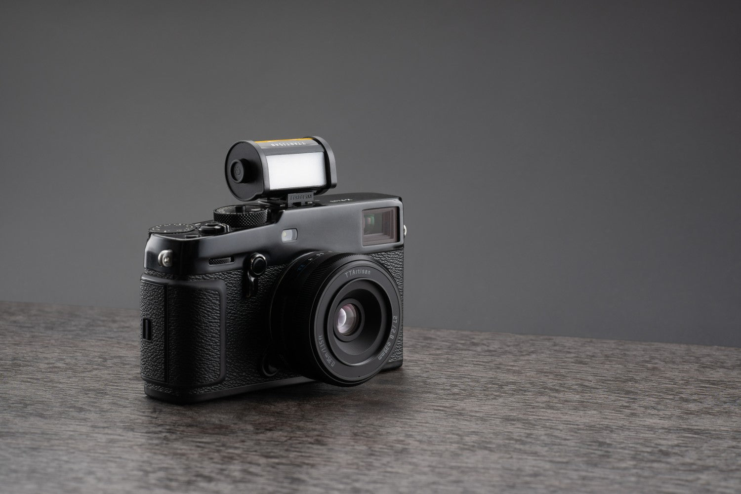 TTArtisan LED Light - Vintage Camera Roll