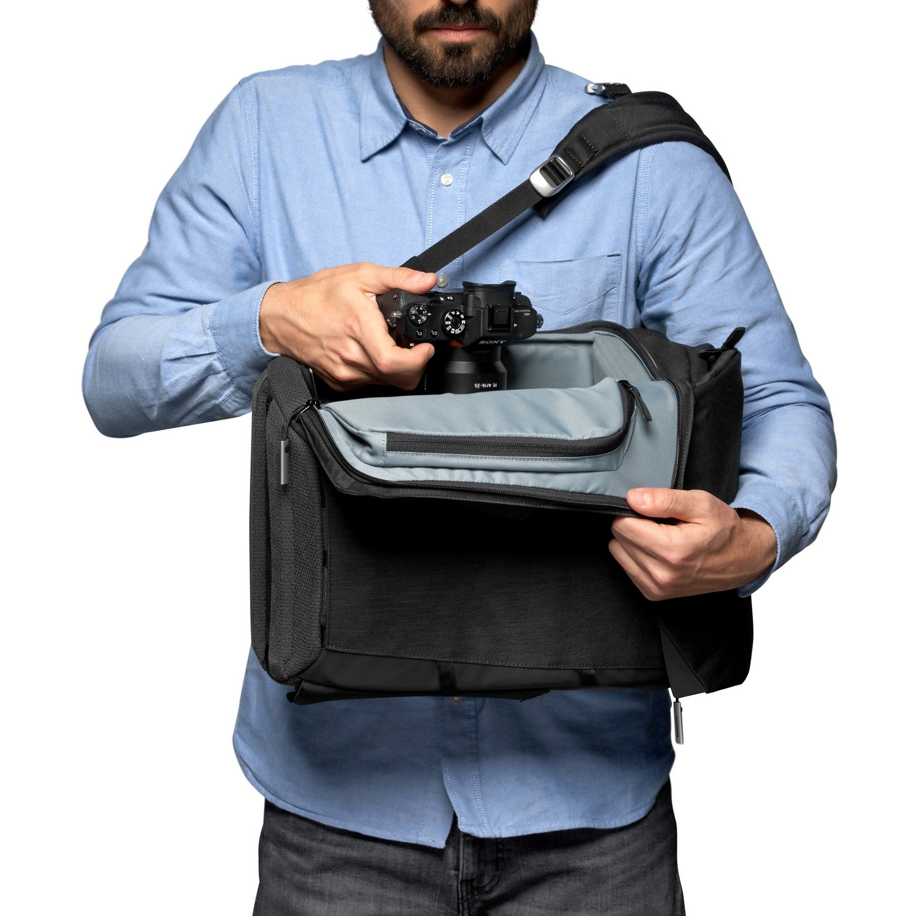 Manfrotto Chicago 30 Camera Backpack Small for DSLR/CSC