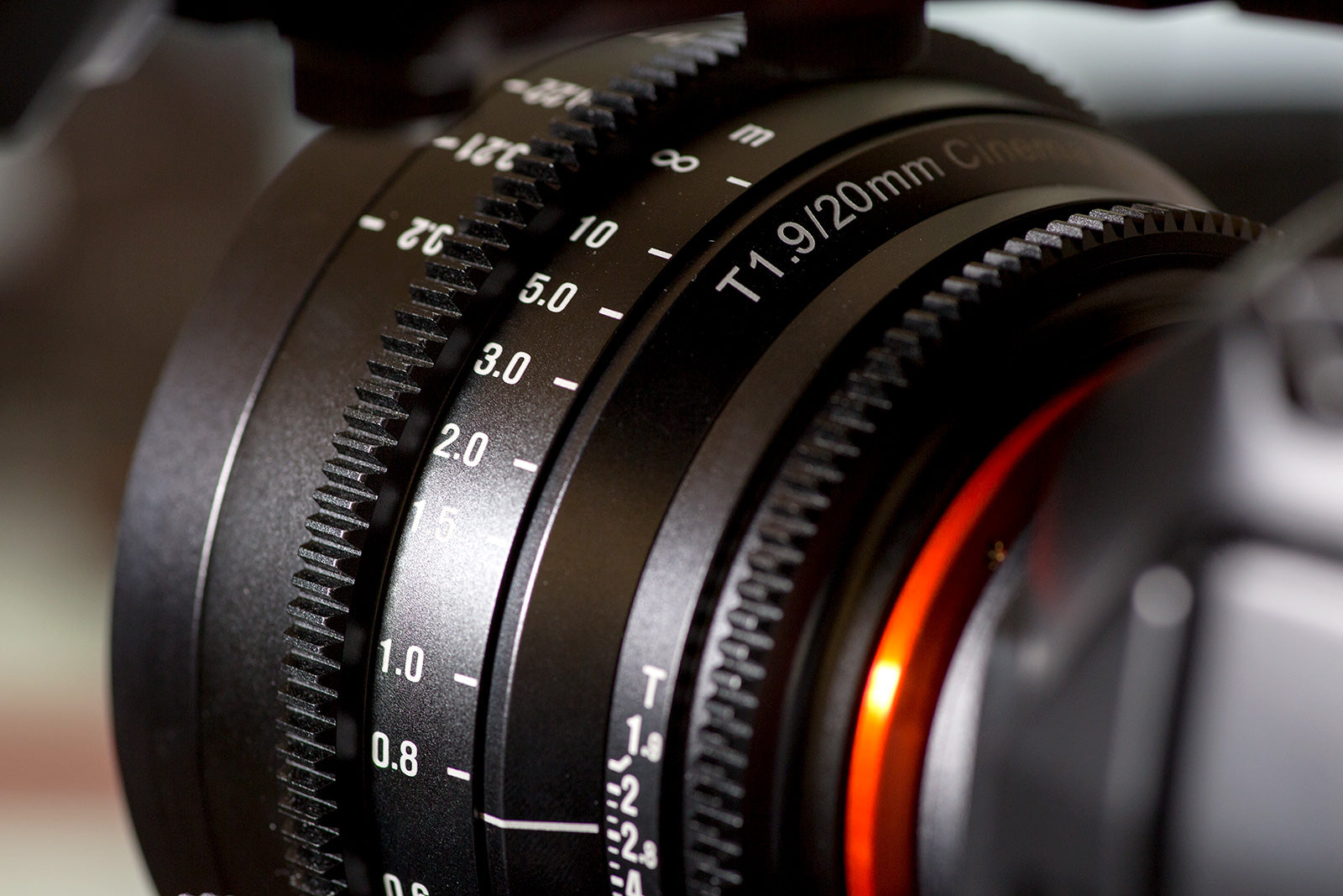 Cinema lens XEEN 20mm T1.9 for Canon EF