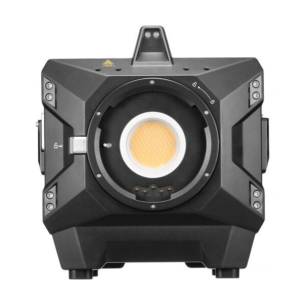 Диодно осветление Godox KNOWLED MG2400R RGB с транспортен куфар