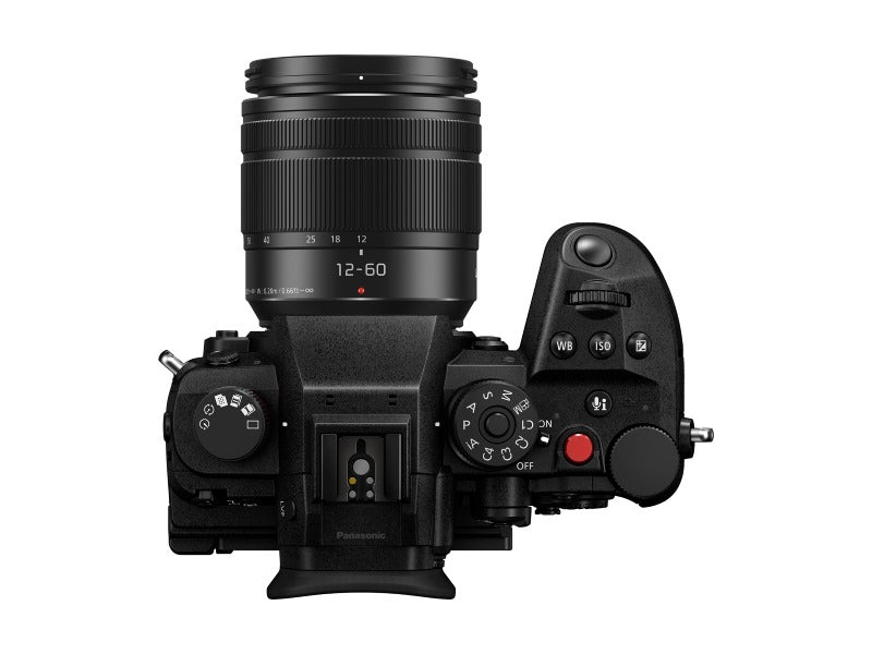 Фотоапарат Panasonic Lumix GH7 с обектив Lumix 12-60mm f3.5-5.6