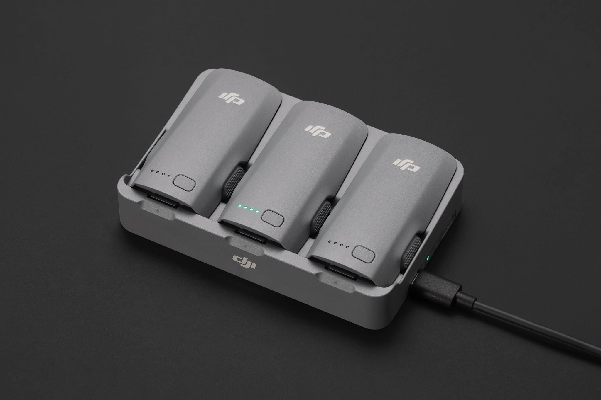 Хъб DJI за зареждане на батерии за NEO 2