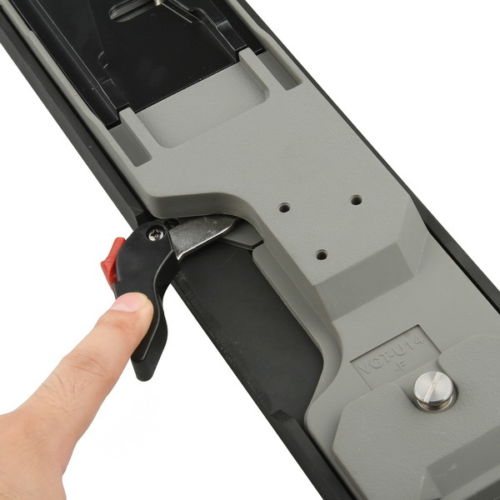 VCT-U14 Quick-Release Tripod Adapter