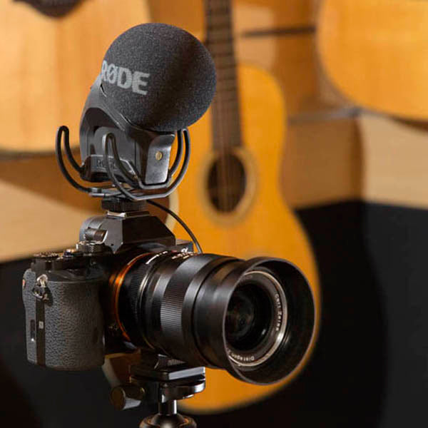 Микрофон Rode Stereo VideoMic Pro Rycote за монтаж на камера