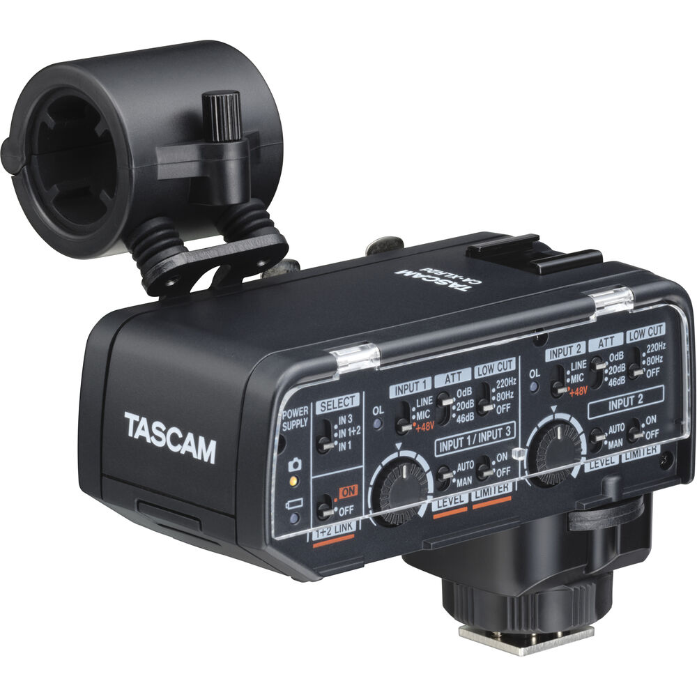 Аудио XLR адаптер Tascam CA-XLR2d-F за с краче за фотоапарати Fujifilm
