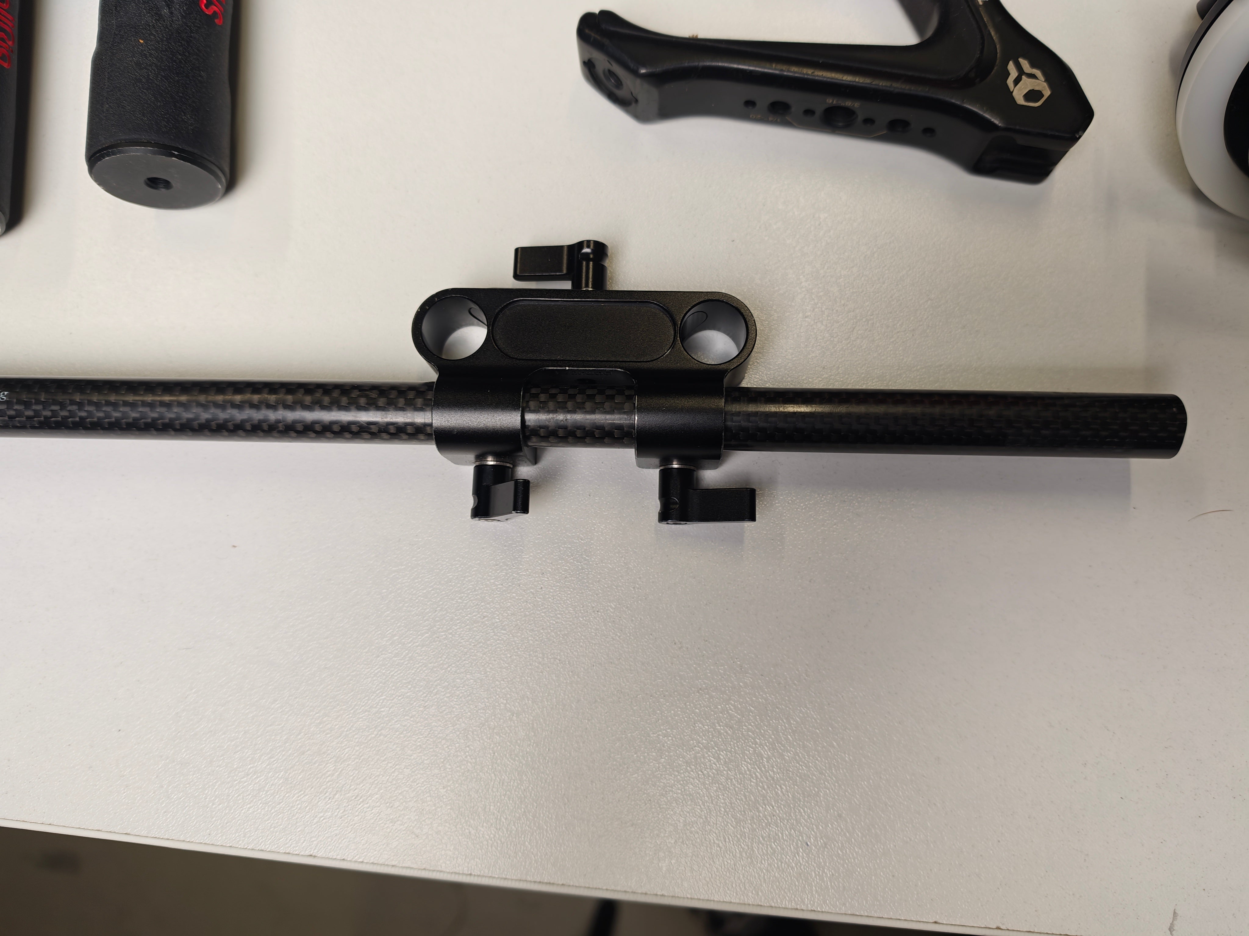 Second hand camera accessory kit