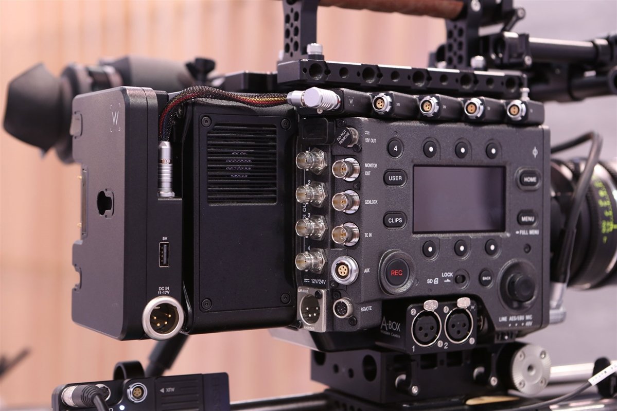 Anton Bauer D-Box  (Sony Venice, V-Mount)