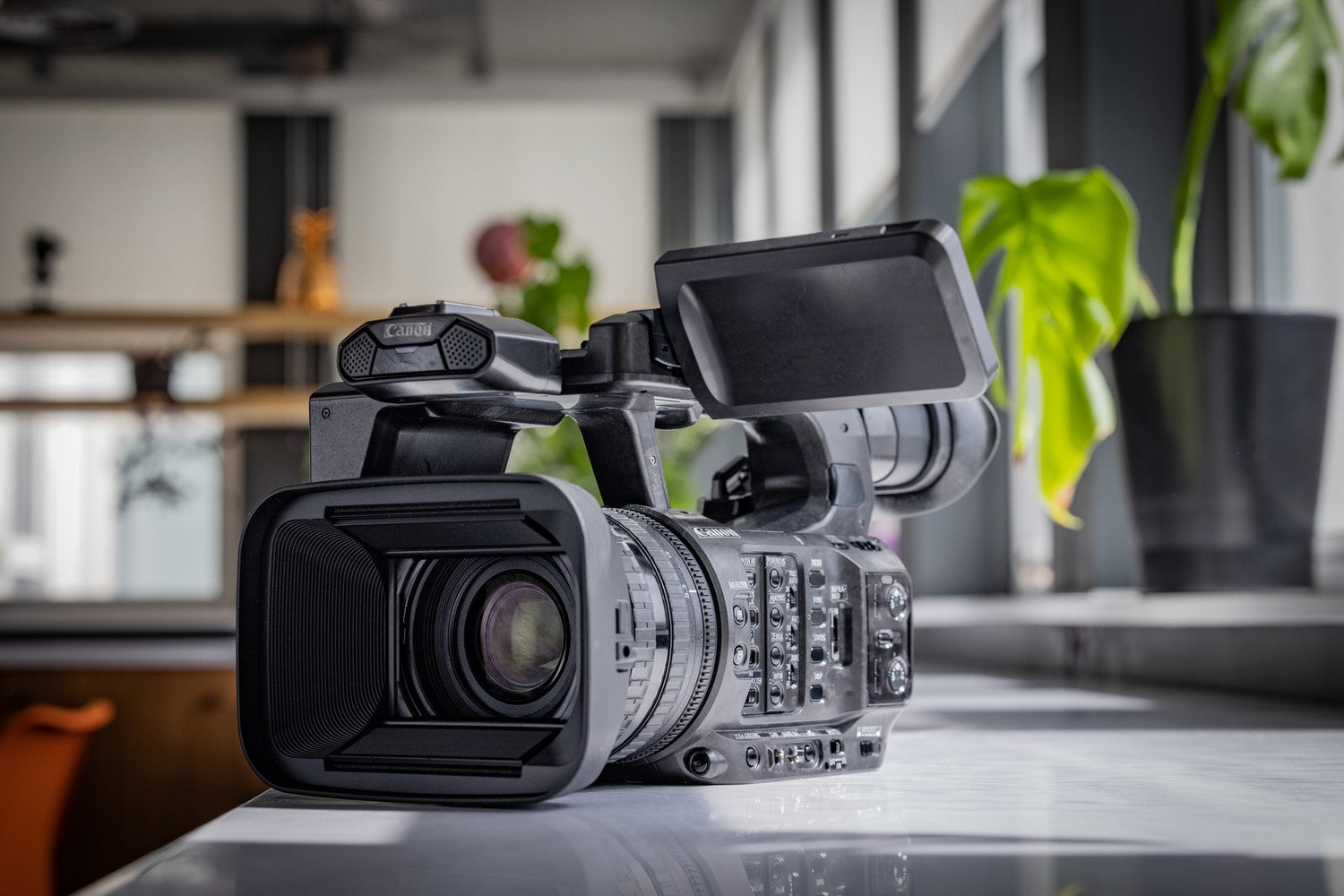 Видеокамера Canon XF605 - UHD 4K SDI XF-HEVC H.265