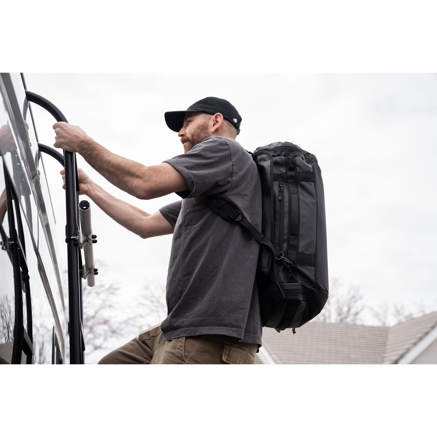 Чанта WANDRD CARRYALL Duffel 40L - черно