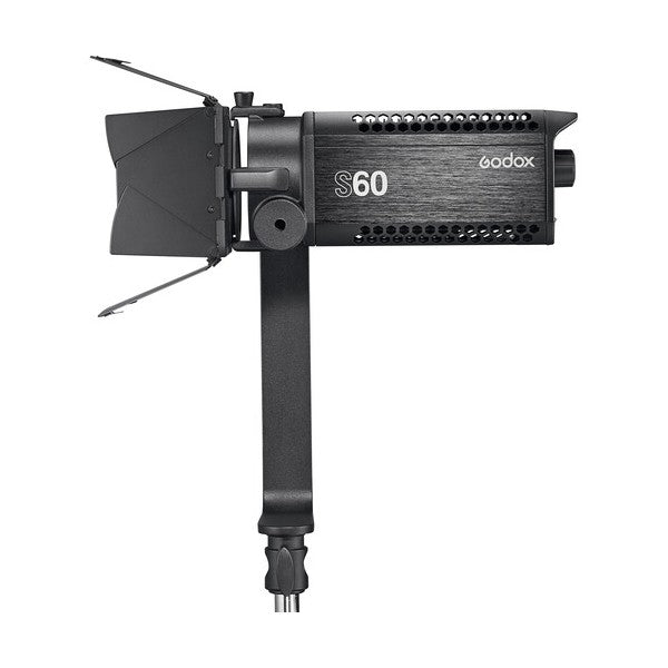 Диодно френелово фокусирано осветление Godox S60
