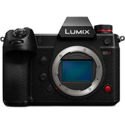 Фотоапарат Panasonic Lumix S1H тяло