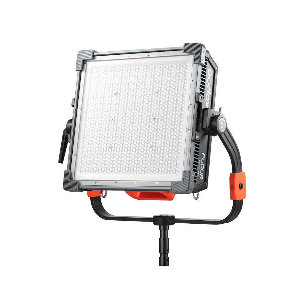 Диоден RGB панел Godox KNOWLED P600R Hard Pro IP65 с куфар
