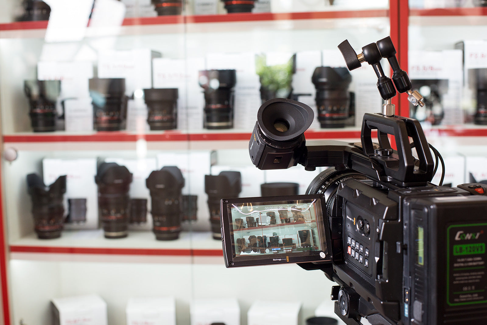 Cinema lens XEEN 20mm T1.9 for Canon EF