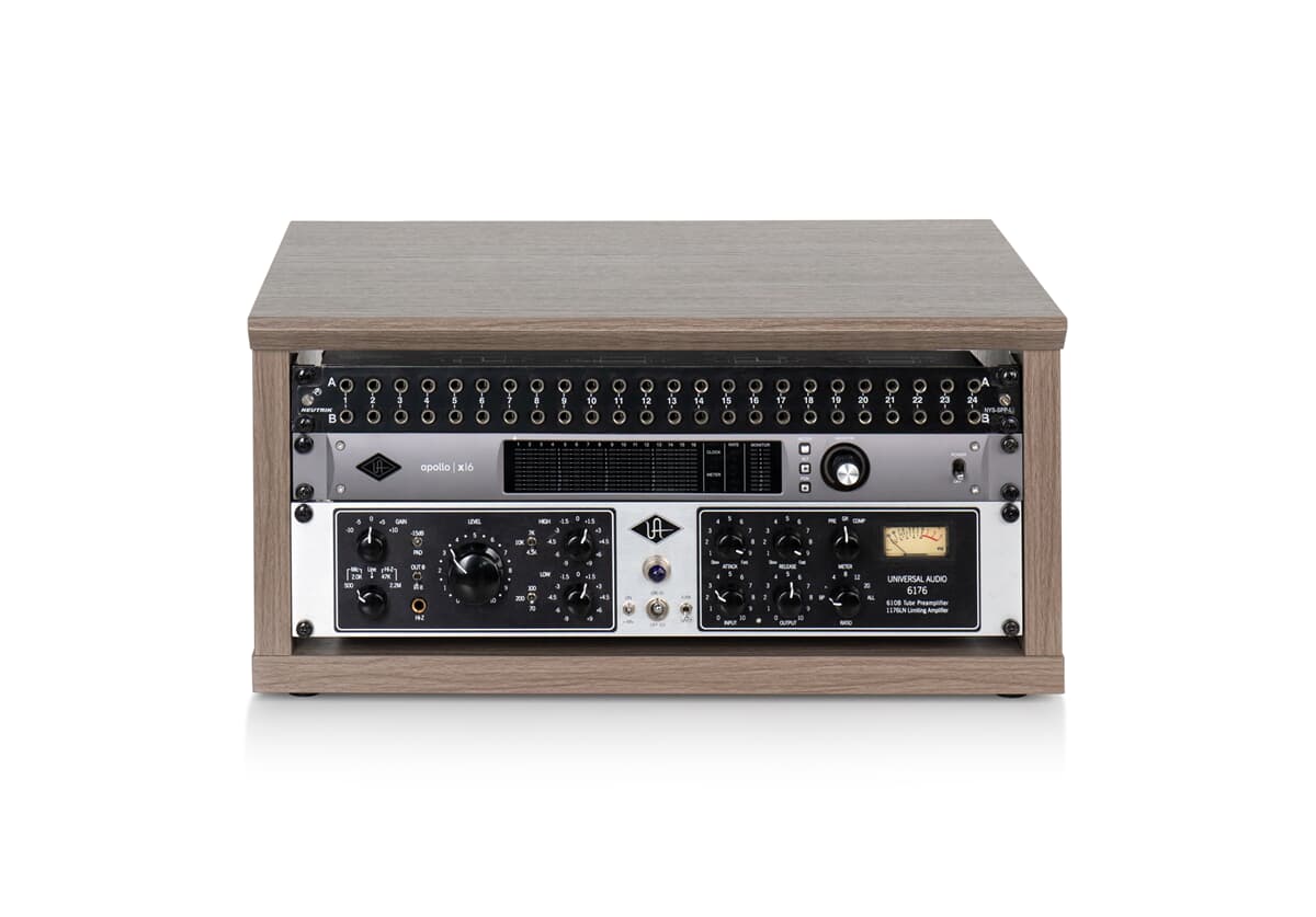 Рак шкаф Gator Frameworks Desktop 4U Studio Rack - сив
