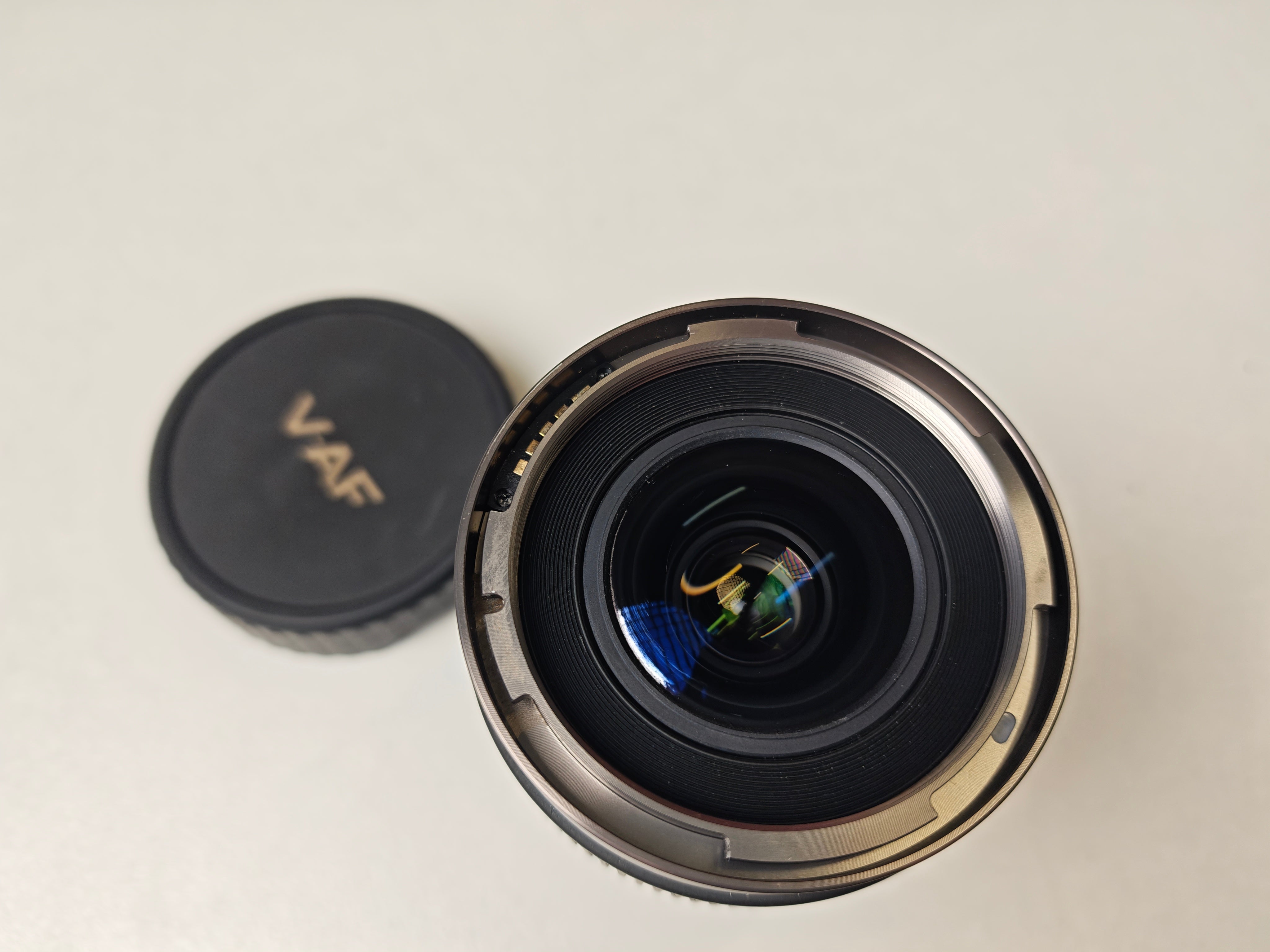 Втора употреба Обектив Samyang V-AF 24mm T1.9 Sony FE