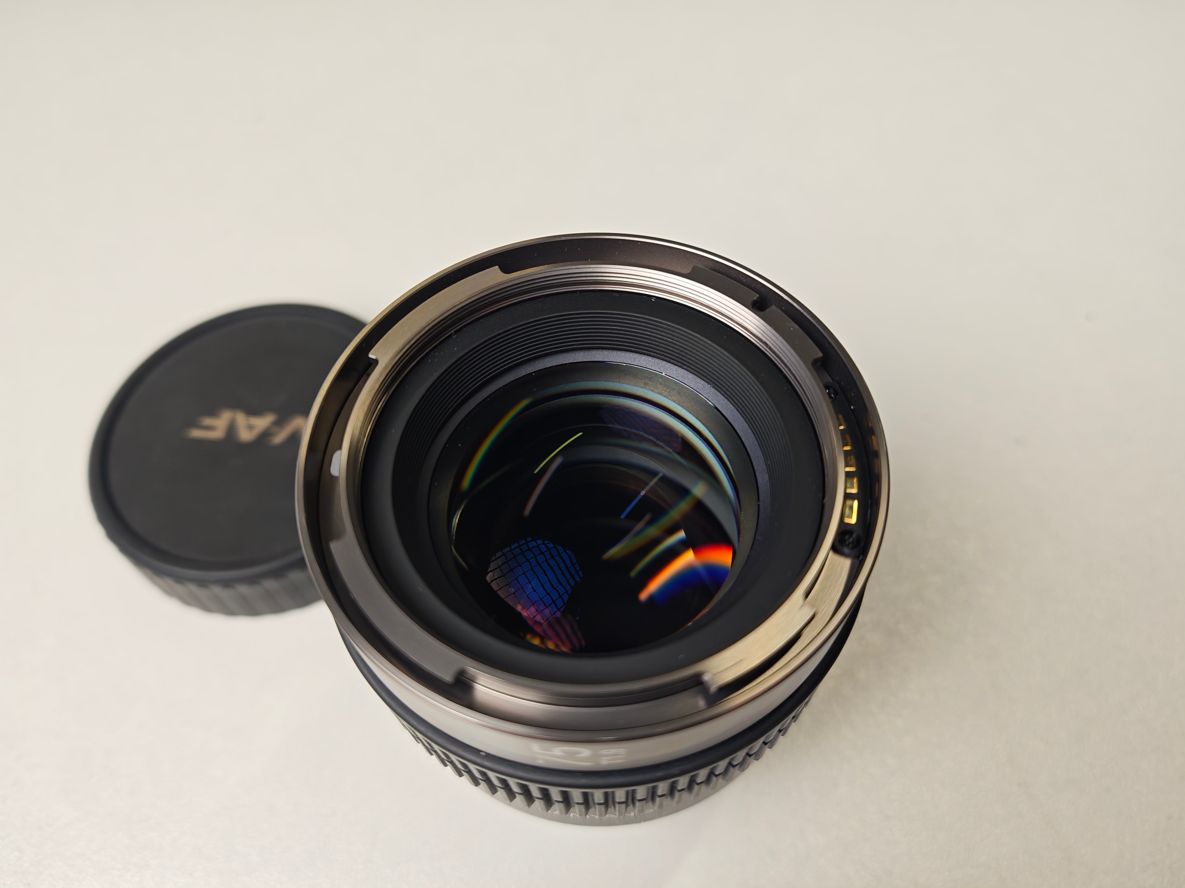 Втора употреба Обектив Samyang V-AF 75mm T1.9 Sony FE