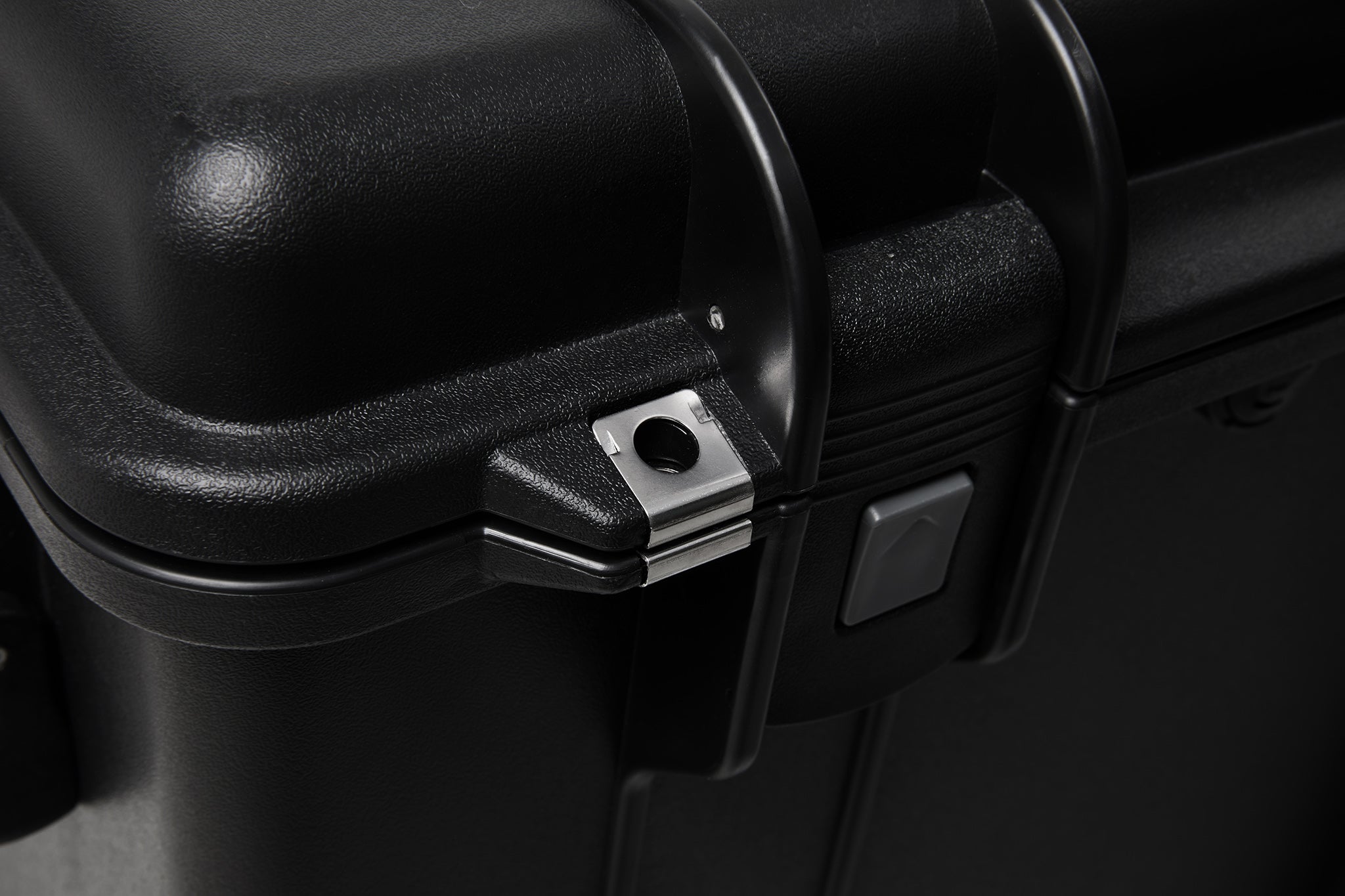 Aputure NOVA 9º 2x1 LED Panel (BLAIR) Rolling Hard Case Kit