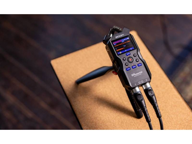 Zoom H4Essential handy recorder 32-bit