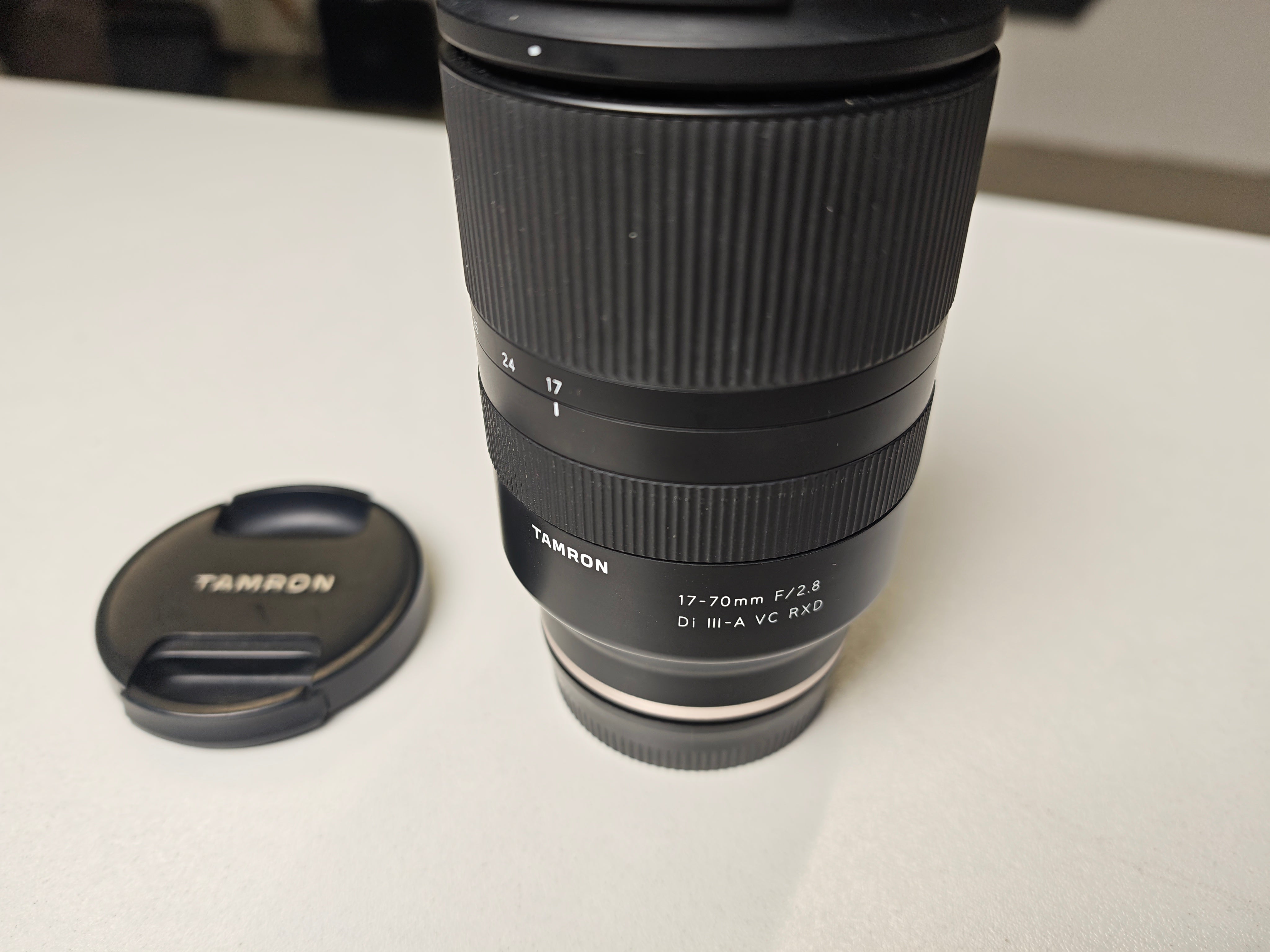 Втора употреба Обектив Tamron AF 17-70mm f2.8 Di III-A VC RXD за Sony E-mount