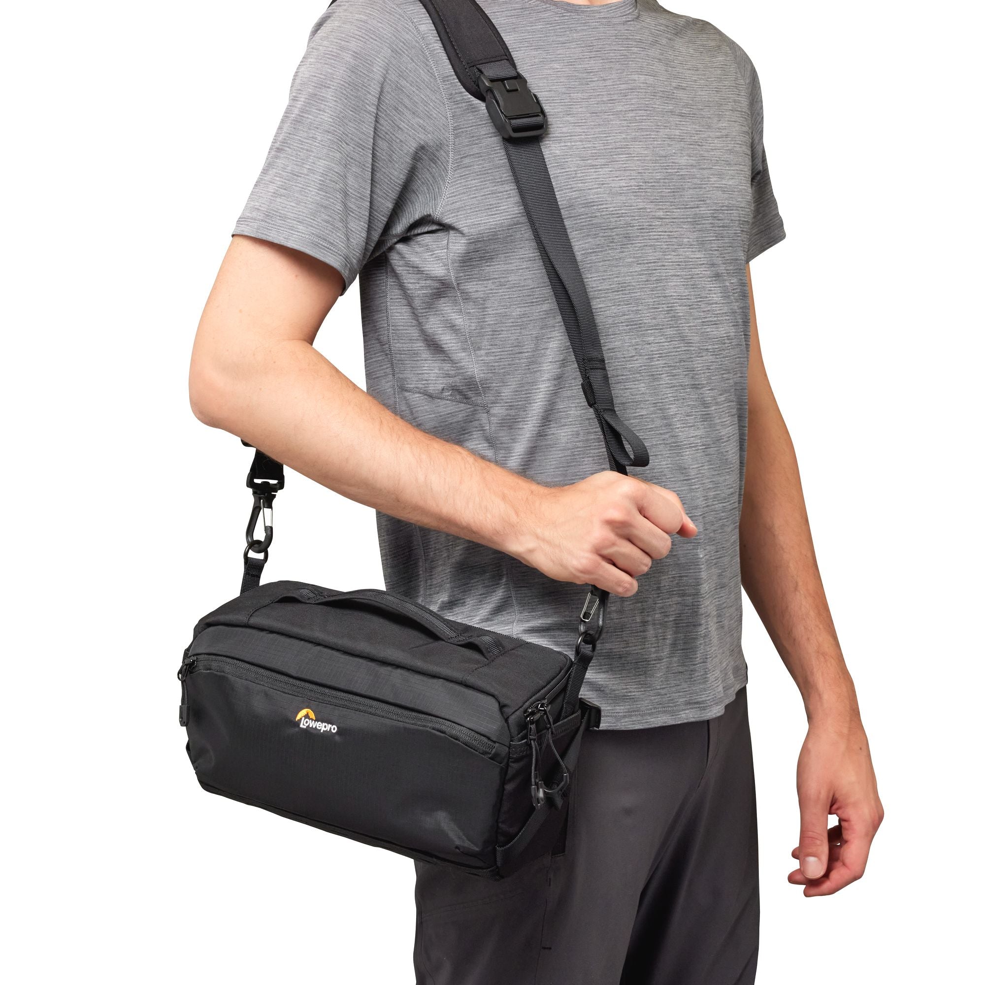 Чанта слинг Lowepro ProTactic Lite SLX 120 AW III