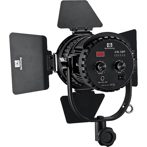 Диодно френелово осветление NanGuang CN-30FC Bi-color