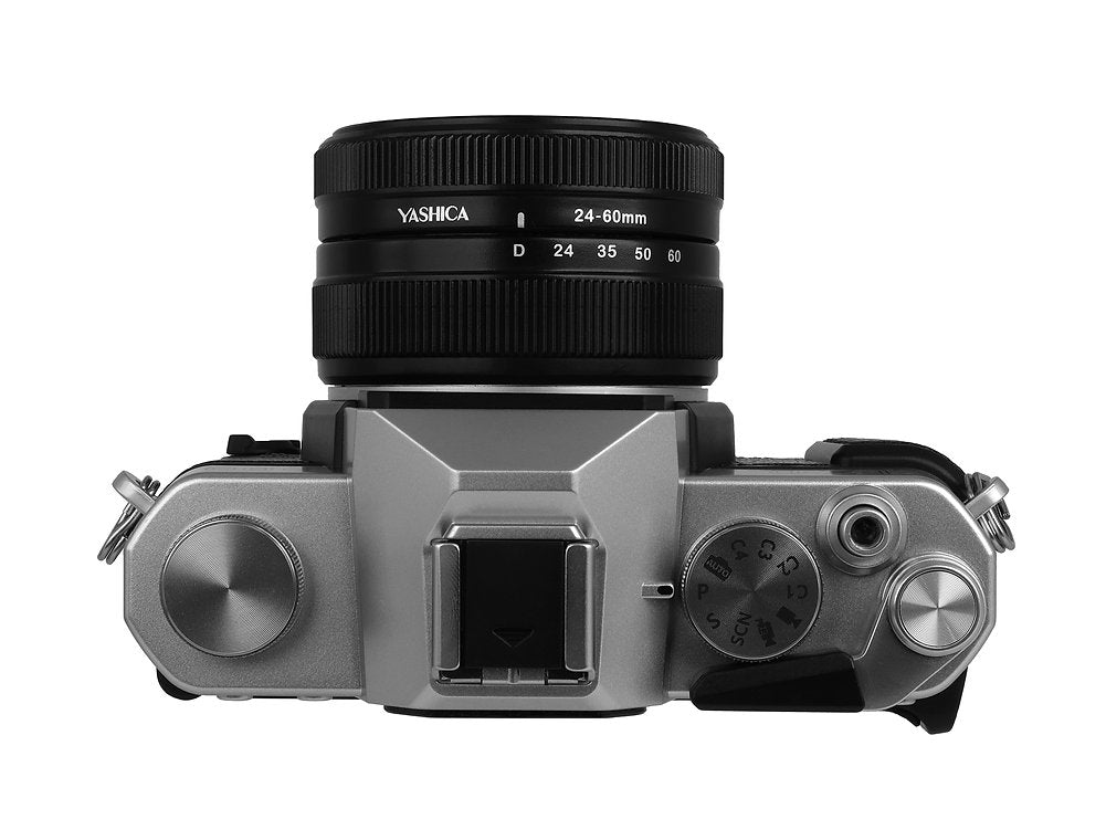 Фотоапарат Yashica FX-D 300 с фиксиран обектив 24-60мм