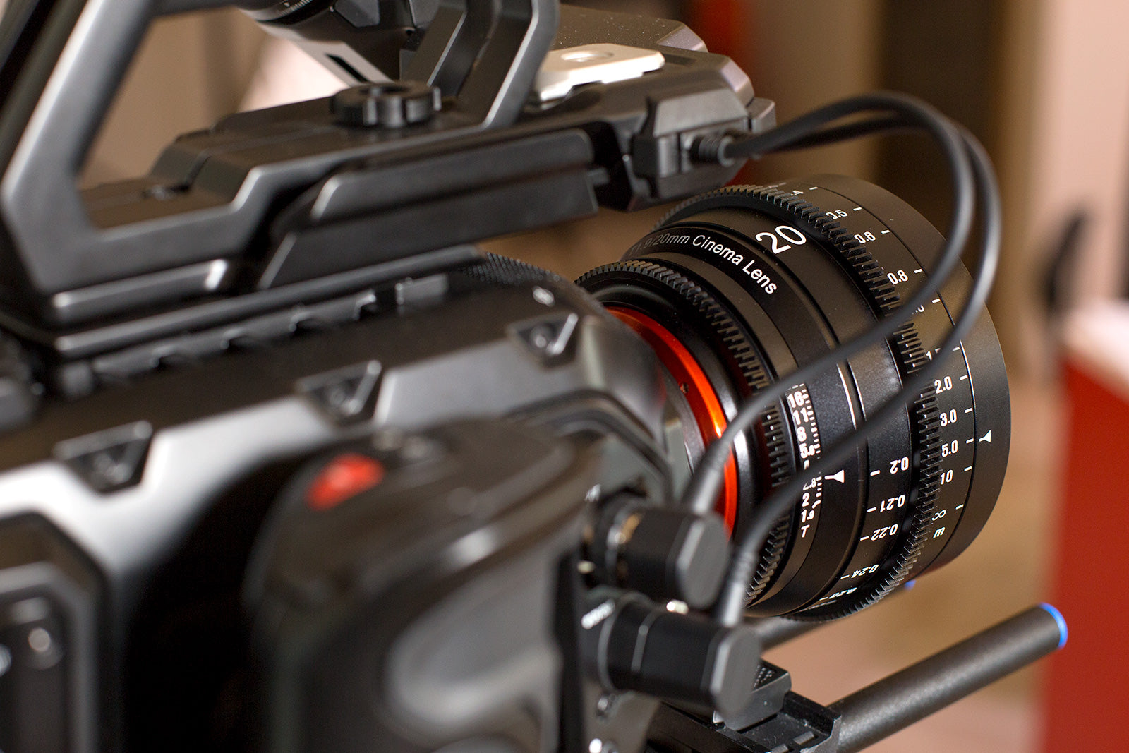 Cinema lens XEEN 20mm T1.9 for Canon EF