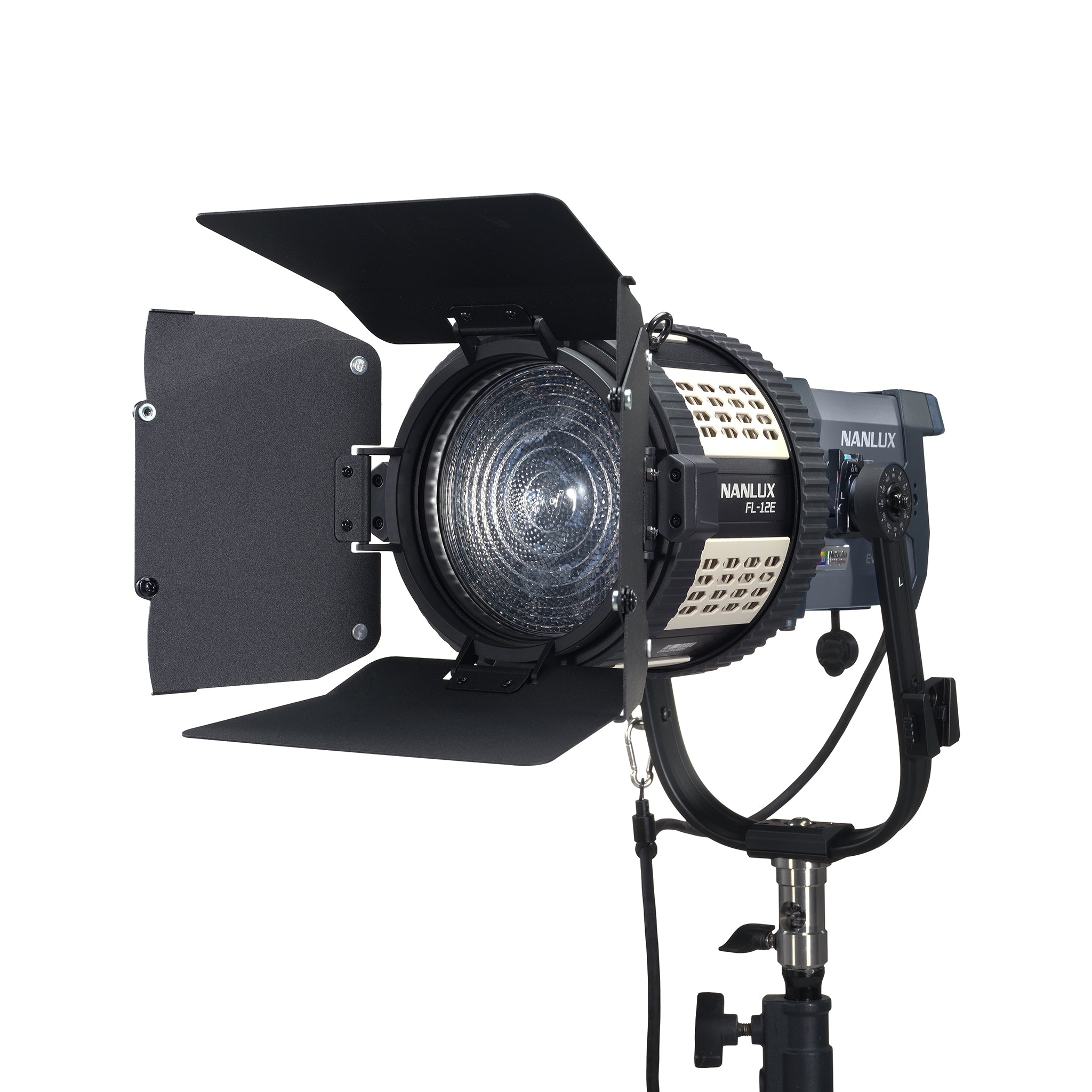 Моторизирана френелова леща NANLUX FL-12E FE (15-35°)