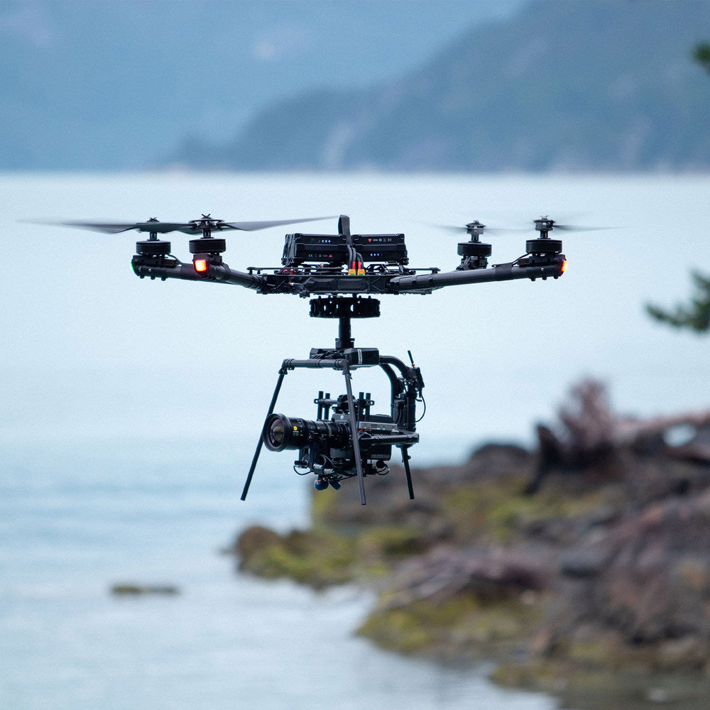 Freefly Alta X Комплект в Куфар (Включва Futaba Radio, FPV System, FRX Pro)