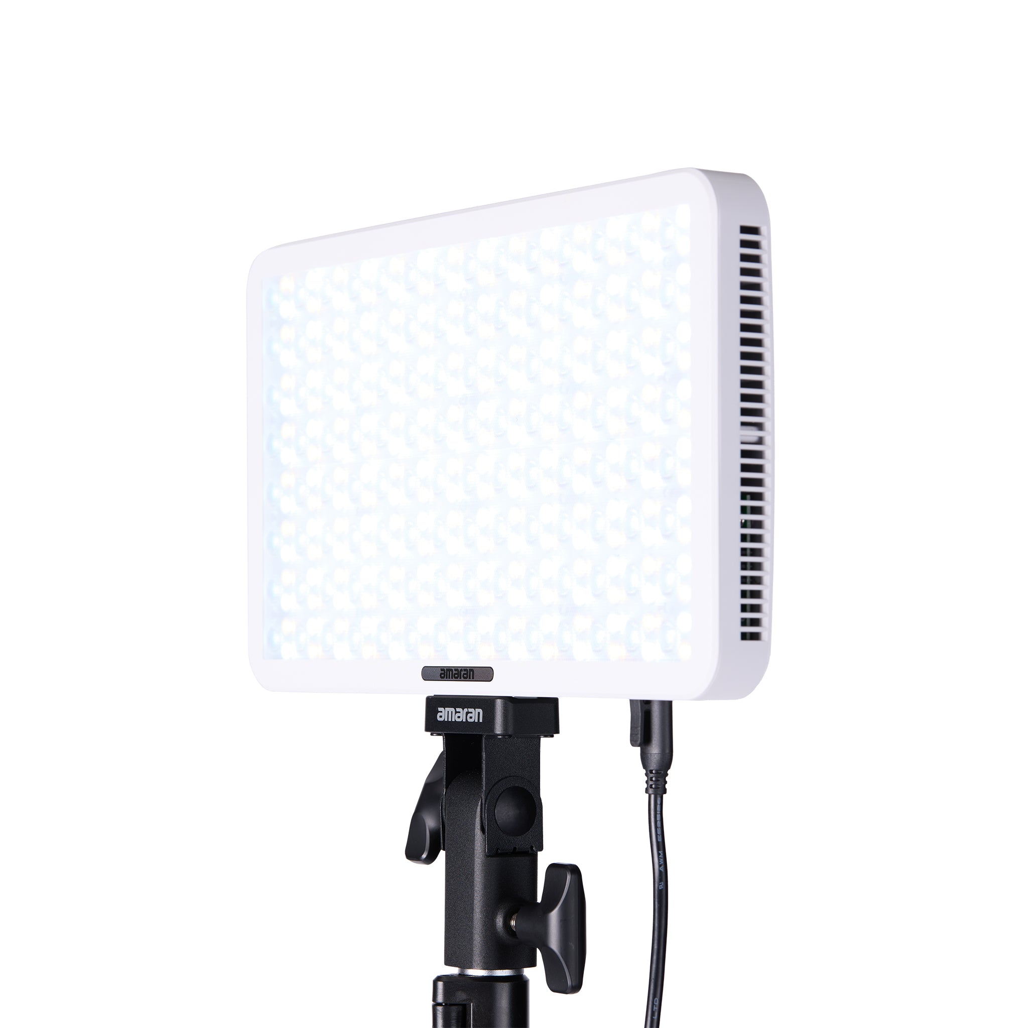 Комплект от 2 диодни панела Amaran Pano 60c RGBWW White