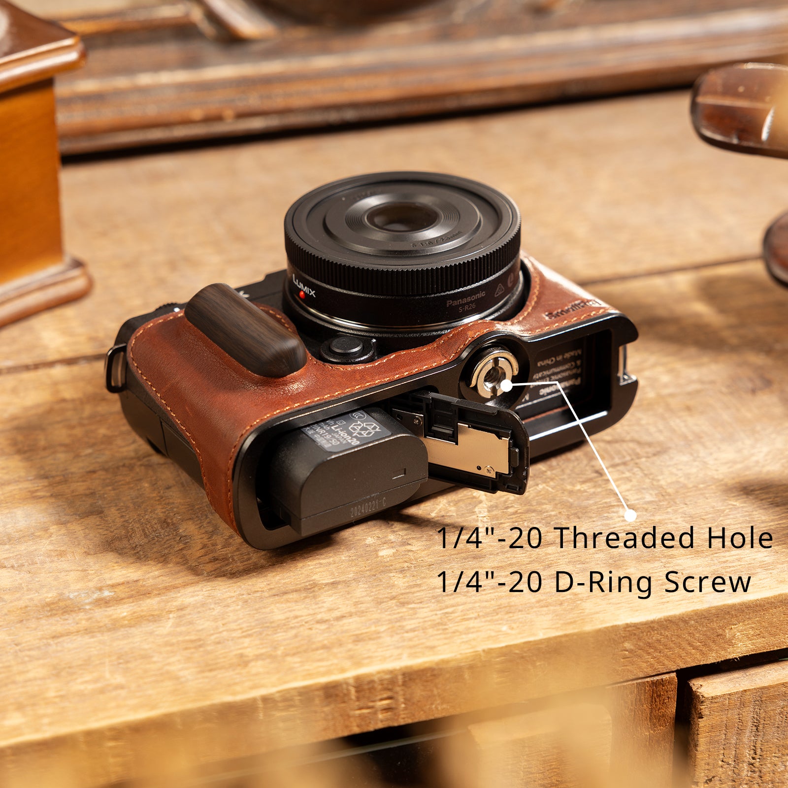 SmallRig Leather Half Case for Panasonic LUMIX S9