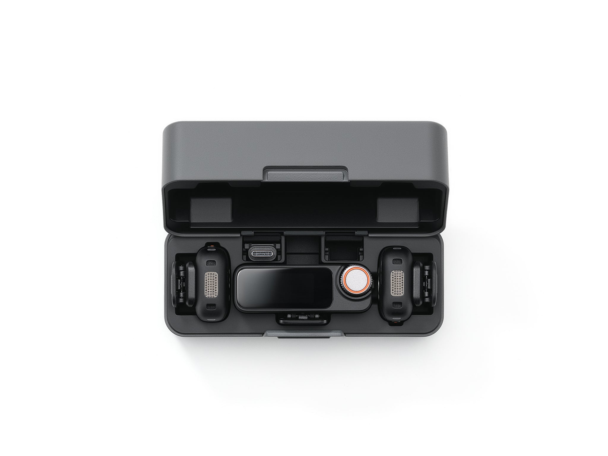 DJI Mic 3 Безжична система  (2 TX + 1 RX + Charging Case)