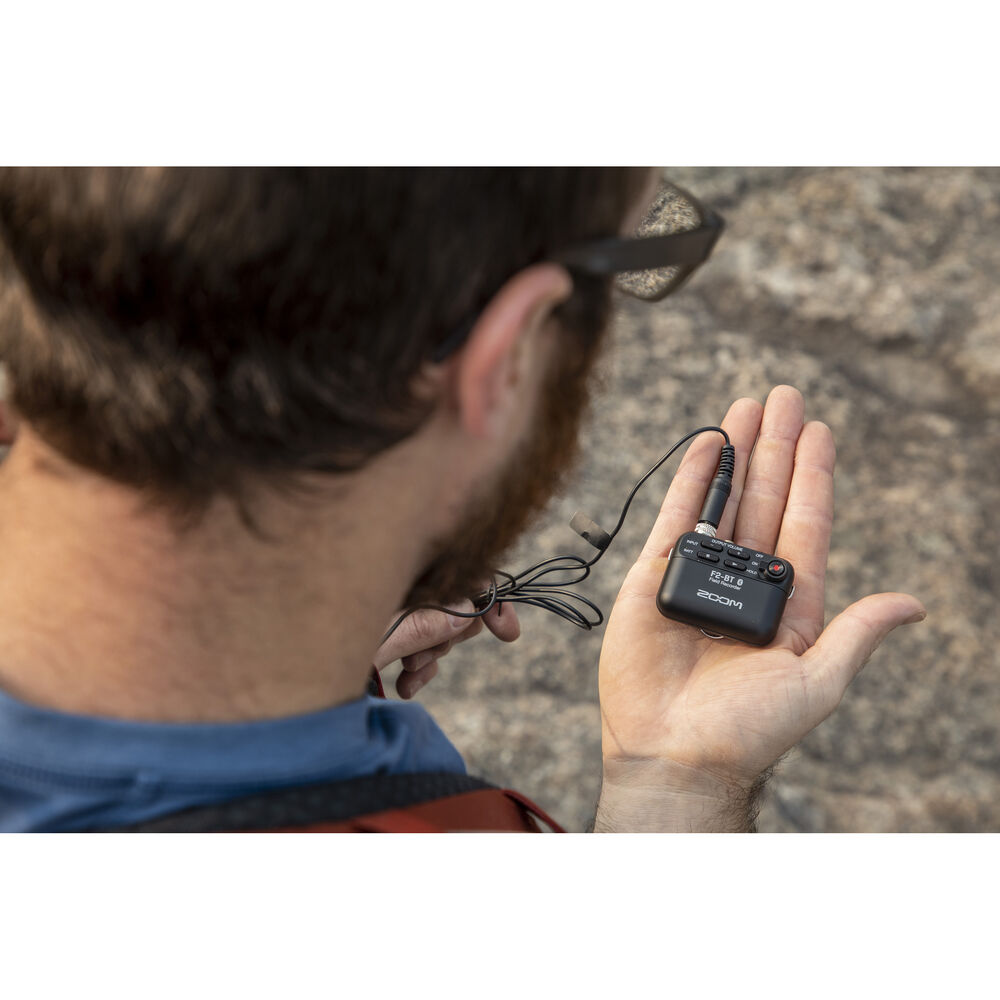 Аудио рекордер Zoom F2 32-bit Float - с Bluetooth управление и включена брошка