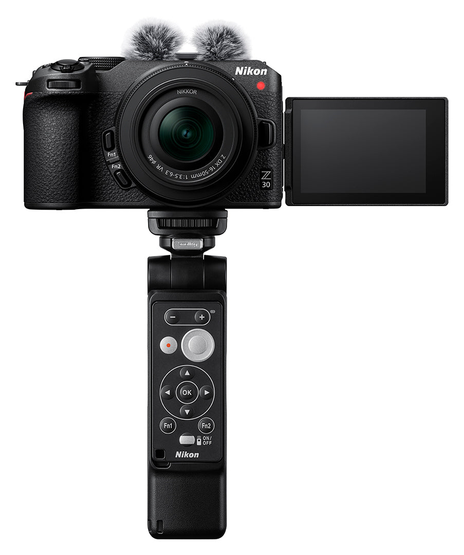 Фотоапарат Nikon Z30 Kit Обектив Nikkor Z DX 16-50mm f3.5-6.3VR + Vlogging kit