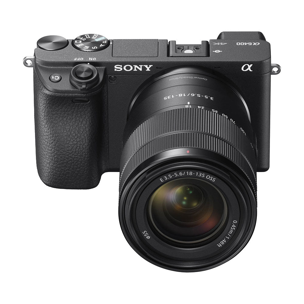 Фотоапарат Sony a6400 + Обектив Sony E 18-135mm f3.5-5.6 OSS