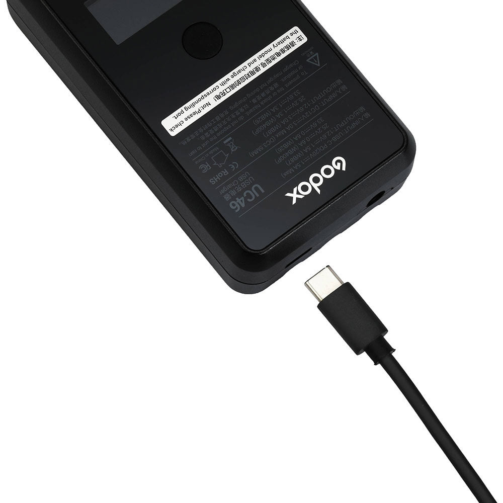 Универсално зарядно Godox UC46 за AD600 AD600PRO AD400PRO