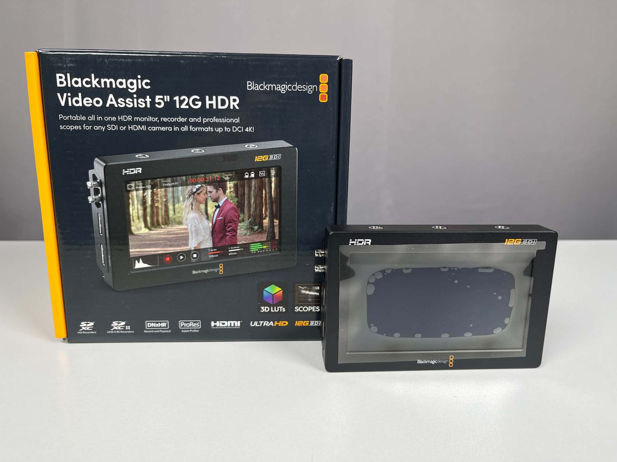 Втора употреба Blackmagic Video Assist 5 inch 12G HDR - Професионален монитор с 4K вграден рекордер