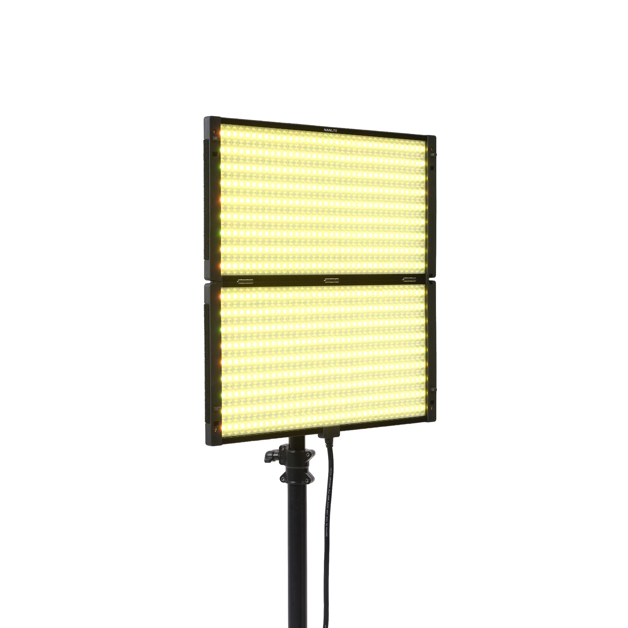 Диоден панел Nanlite PavoSlim 240C RGBWW (2x2)