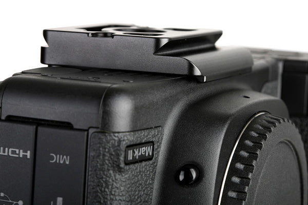 Sunwayfoto Custom Plate for Canon 5DII Camera
