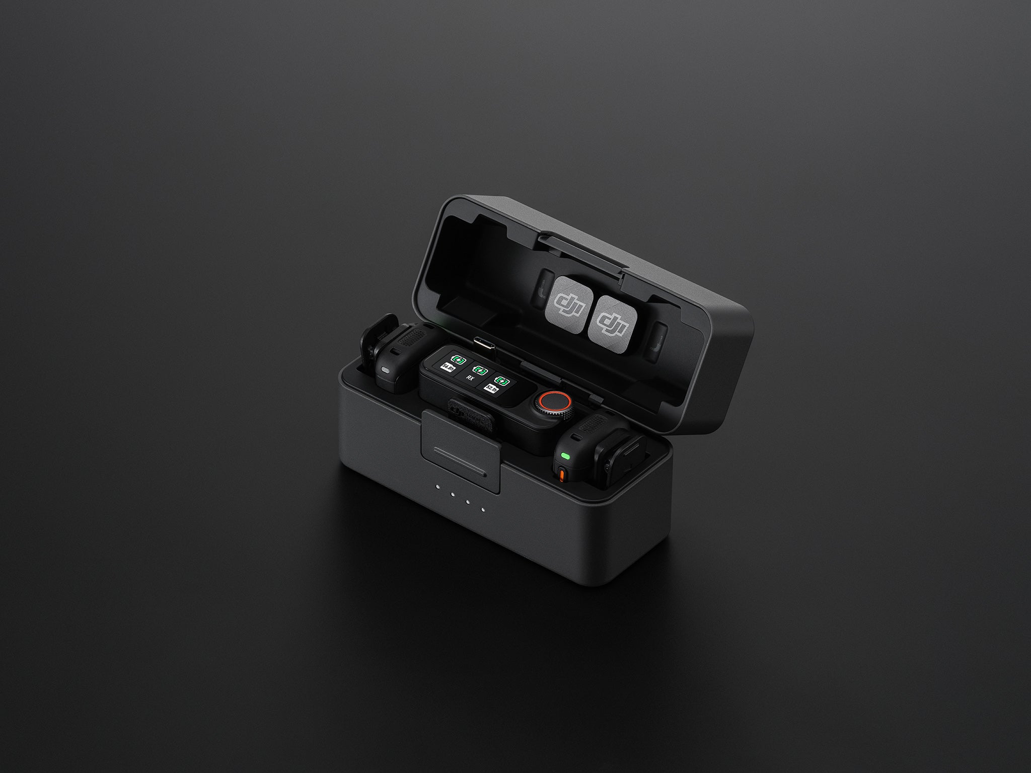 DJI Mic 3 Безжична система  (2 TX + 1 RX + Charging Case)